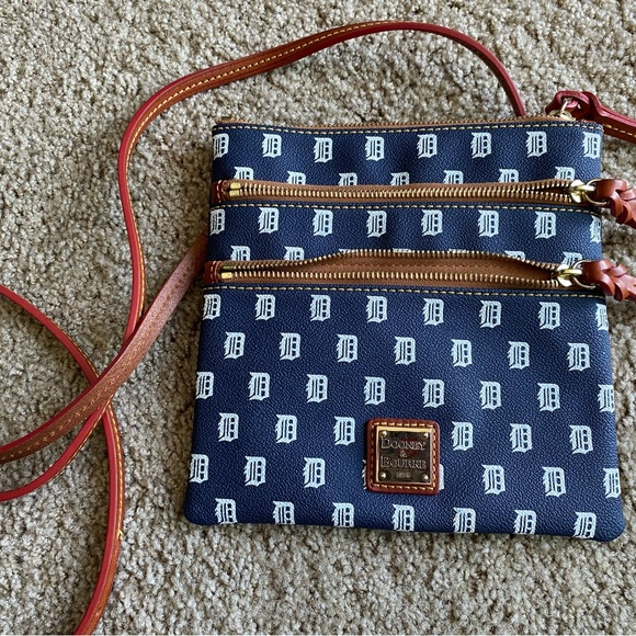 Dooney & Bourke Bags Dooney Bourke Detroit Tigers Crossbody Purse